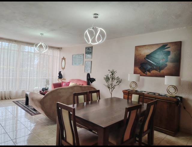 2 BEDROOM APARTMENT FOR SALE IN HALFWAY HOUSE